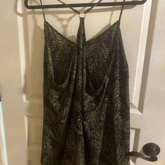 COPY - Love and legend tank - Picture 2 of 3